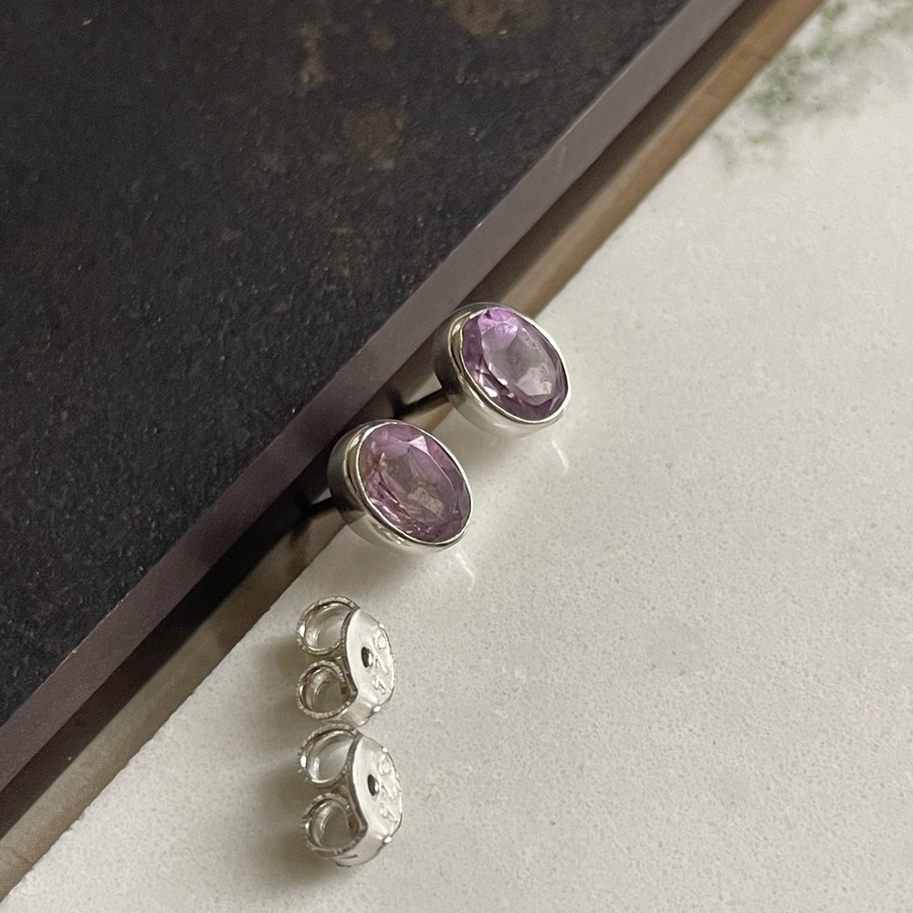 925 Sterling Silver Natural Amethyst Stud Earrings!
VIBES Handmade!